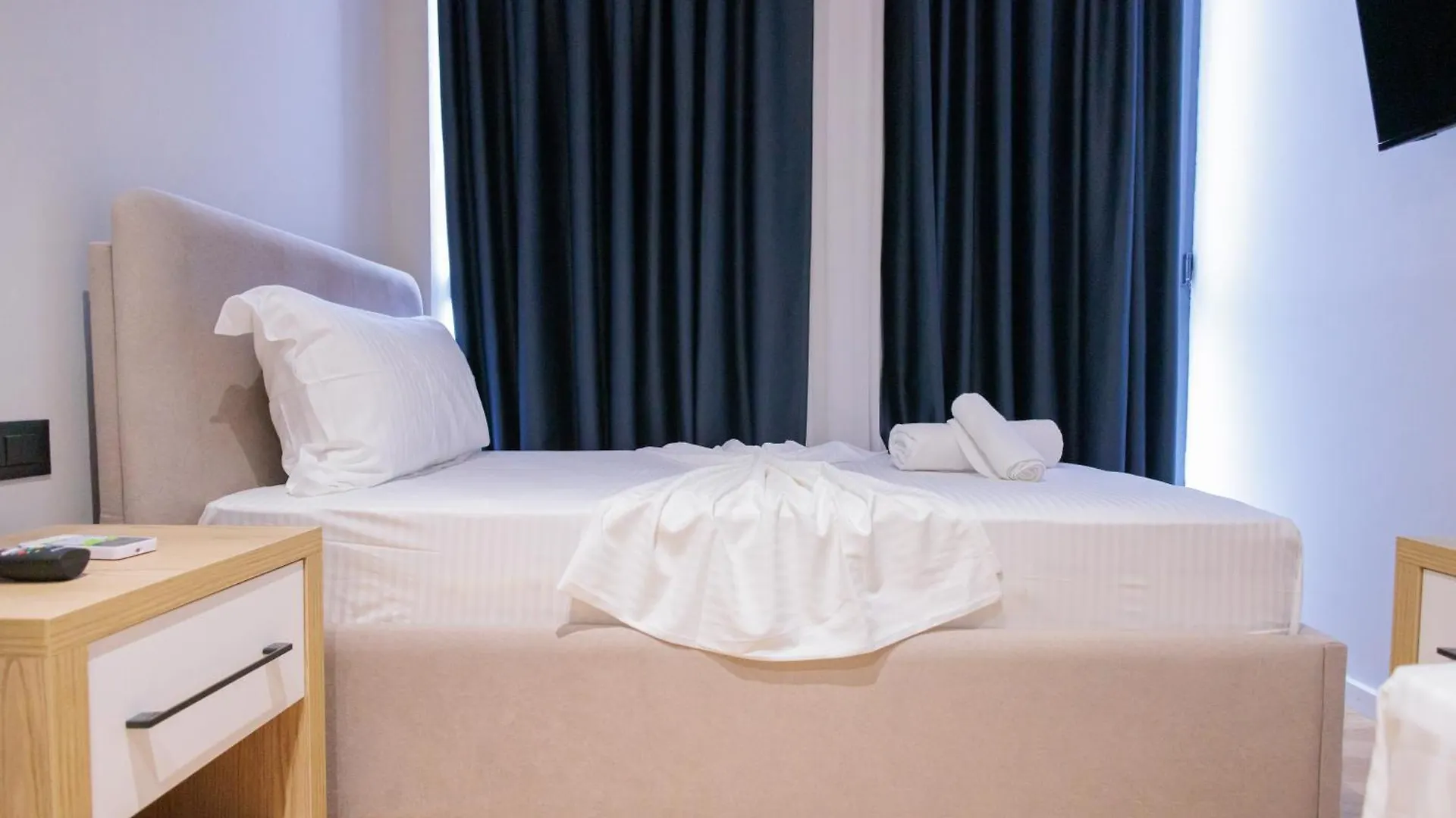 Bel Ami Tirana 2 Hotel Albanien